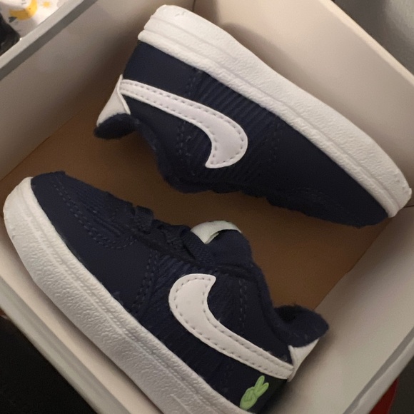 Other - Nike Air Force 2c